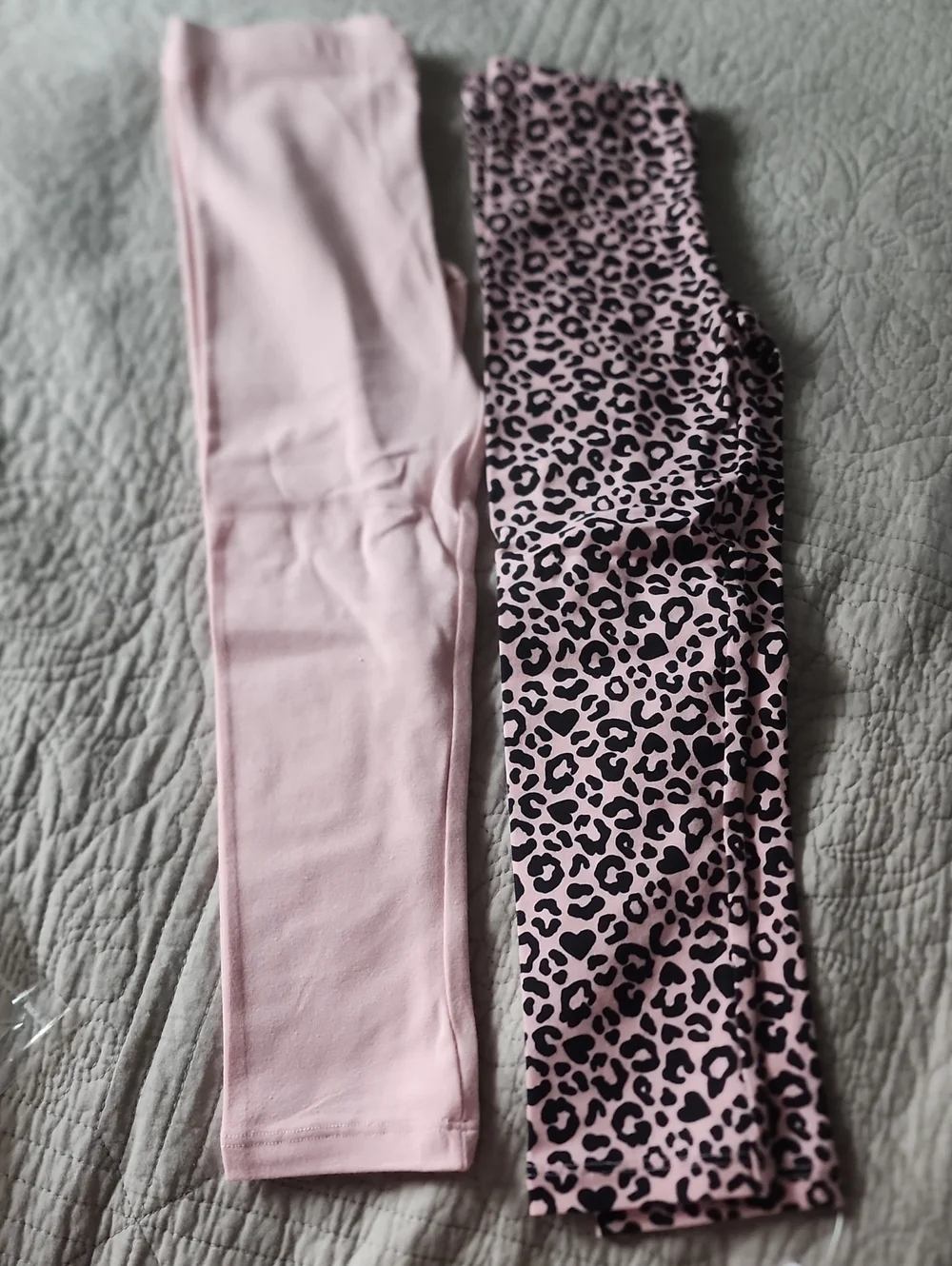 Nwt 5T The Children's Place Pink Leopard & Solid Light Pink Leggings 2-Pack